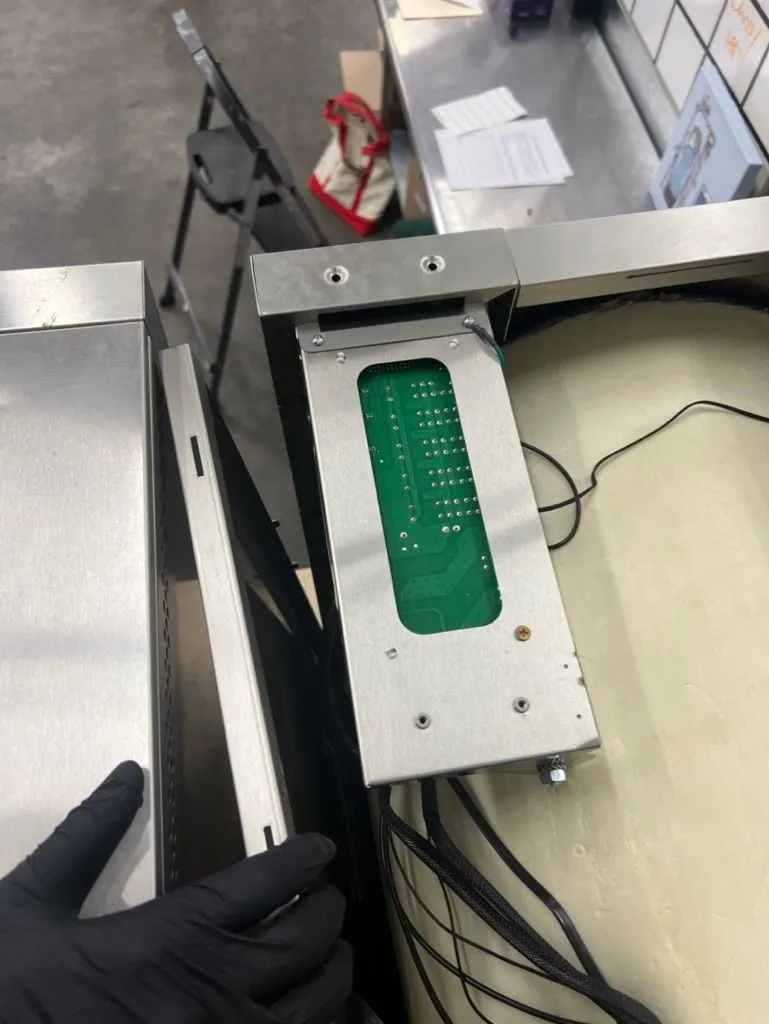 Newer Pharma/Pro freeze dryer internals